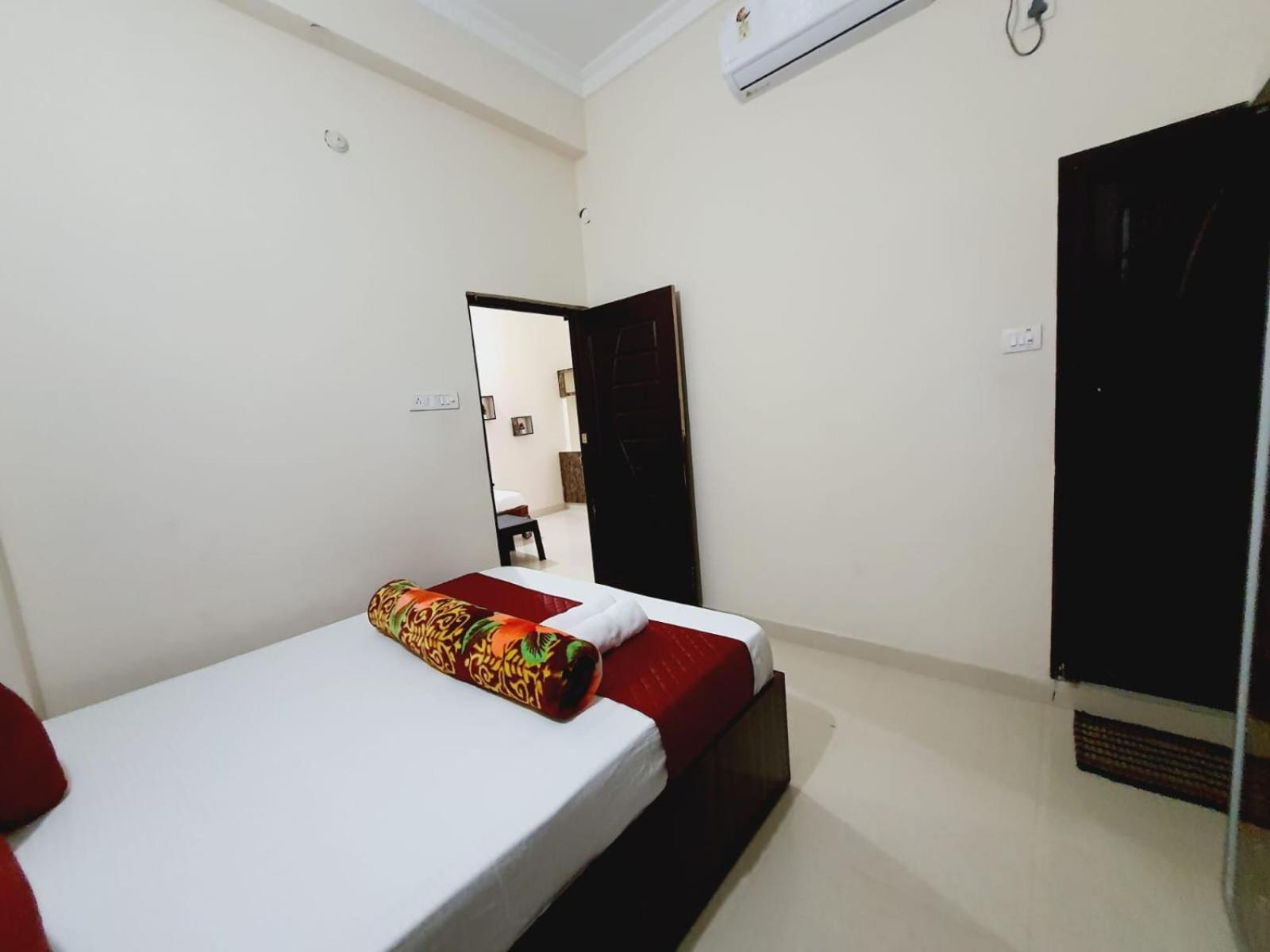 Love hotel Mk Hyderabad